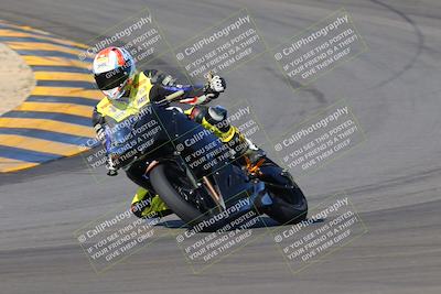 media/Dec-18-2022-SoCal Trackdays (Sun) [[8099a50955]]/Turns 9 and 10 Set 2 (1055am)/